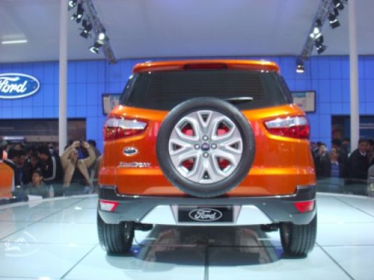 Ford mizează pe modele noi